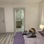 Mirrooms